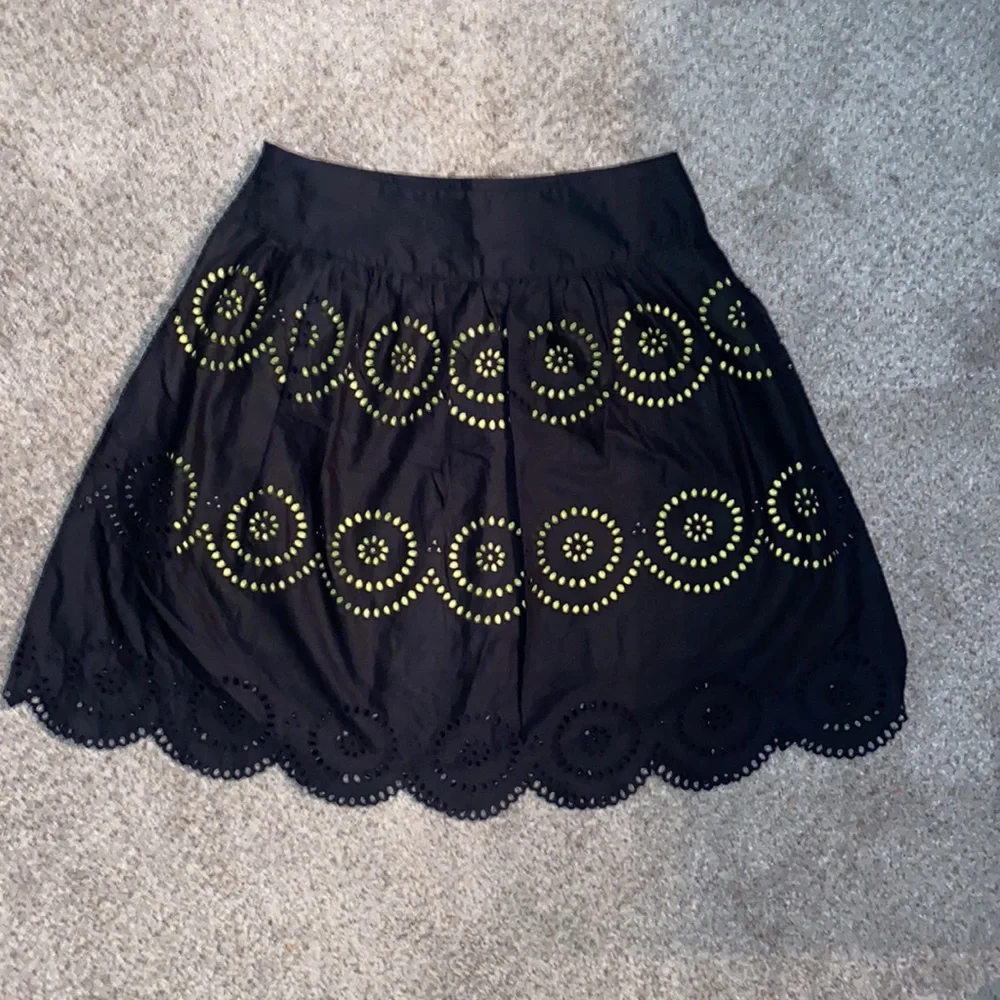 INC Black/Yellow Skirt - Picture 2 of 4